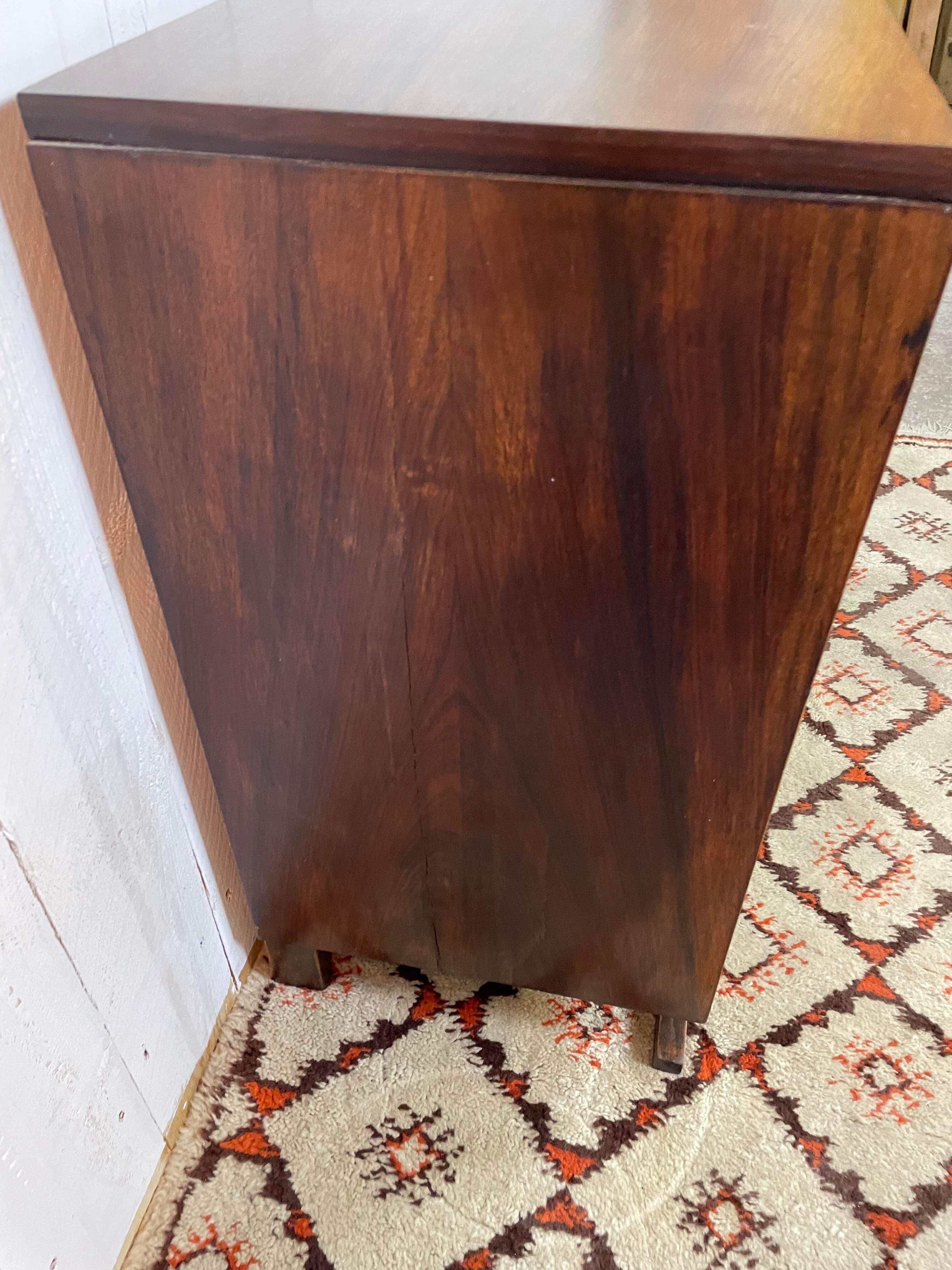 Art Deco chest of drawers