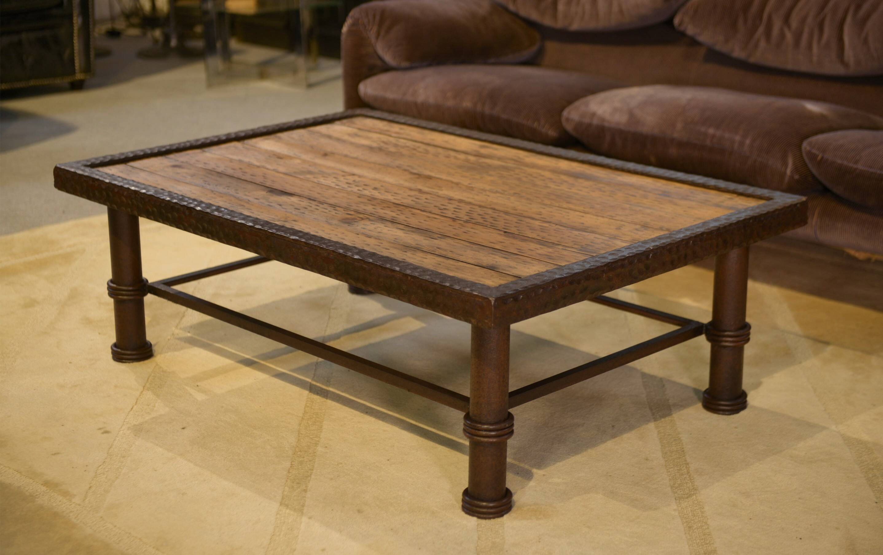 Table basse brutaliste bois et fer forgé 1960’s