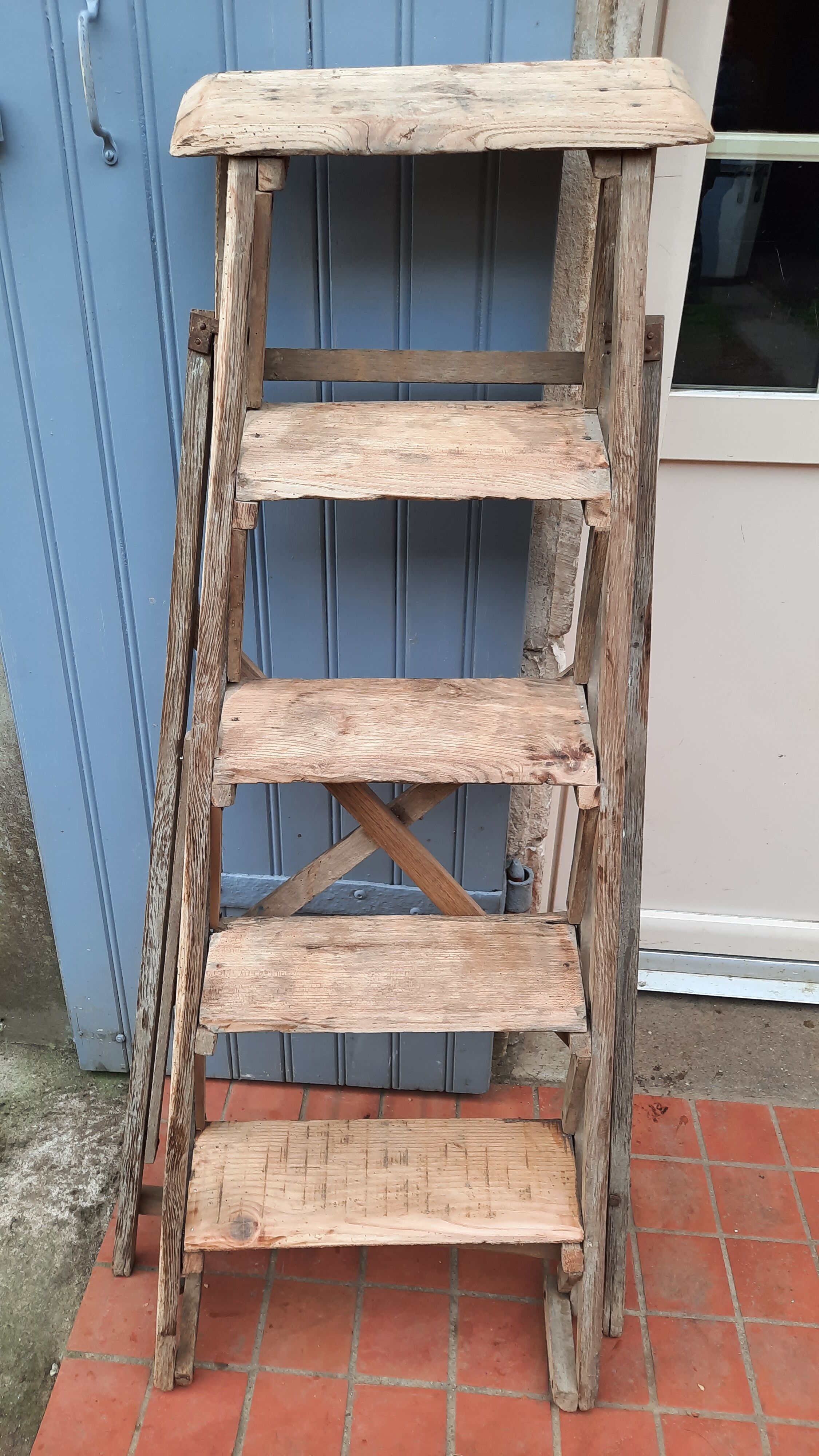 Old stepladder