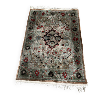 Tapis persan ancien 