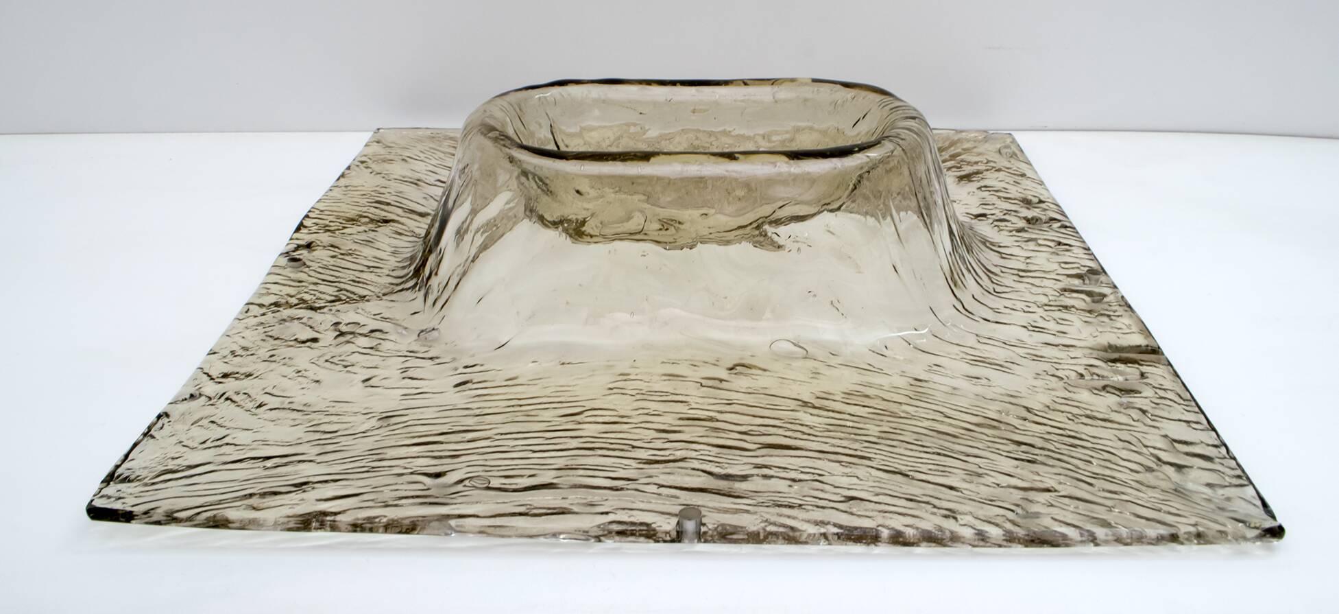 Four Toni Zuccheri Mid-Century Modern Murano Glass Sconces for Venini, 1960