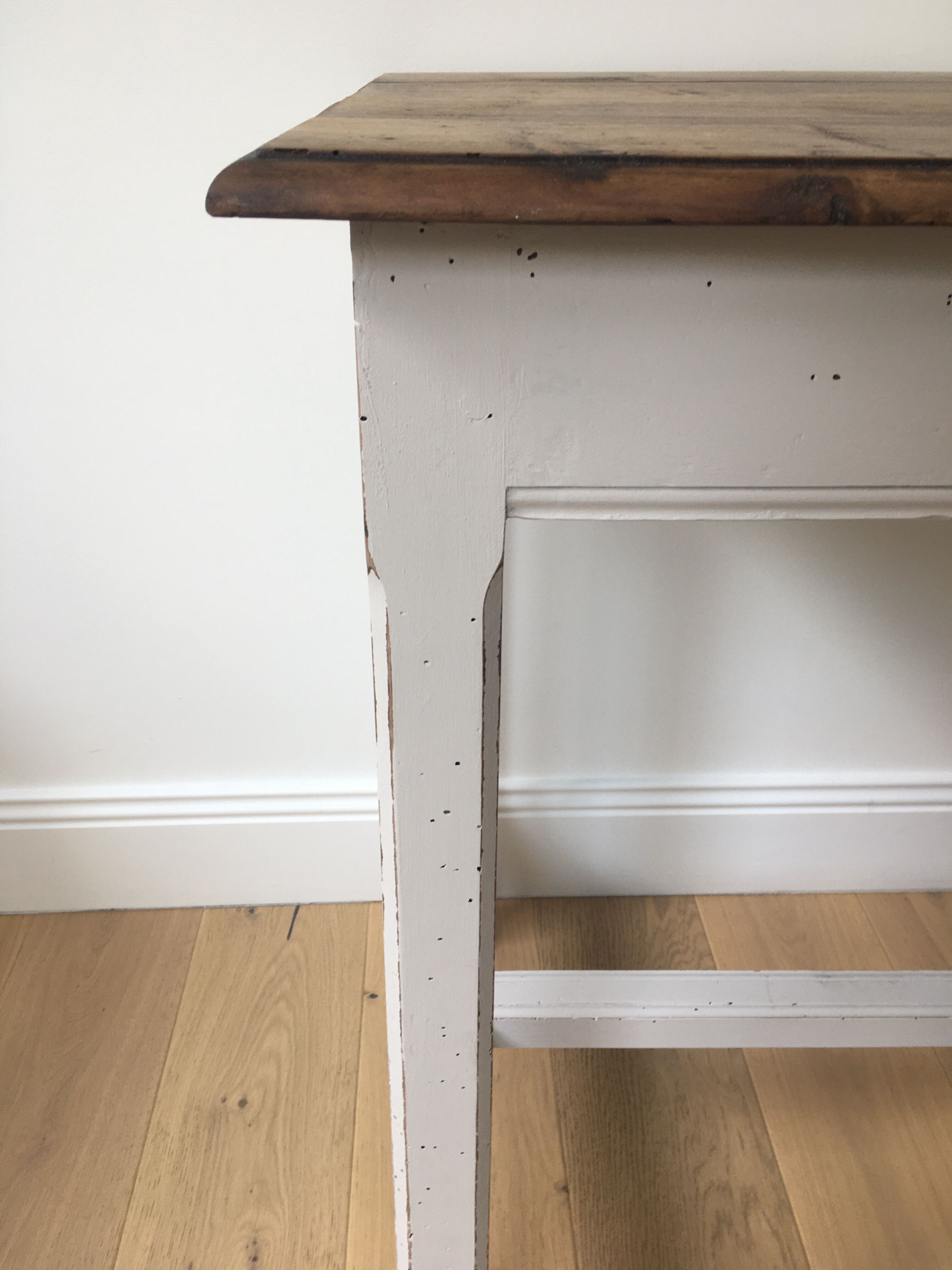 Vintage solid wood service