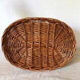 Basket for cat or dog in woven wicker