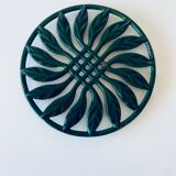 Enamelled cast iron trivets
