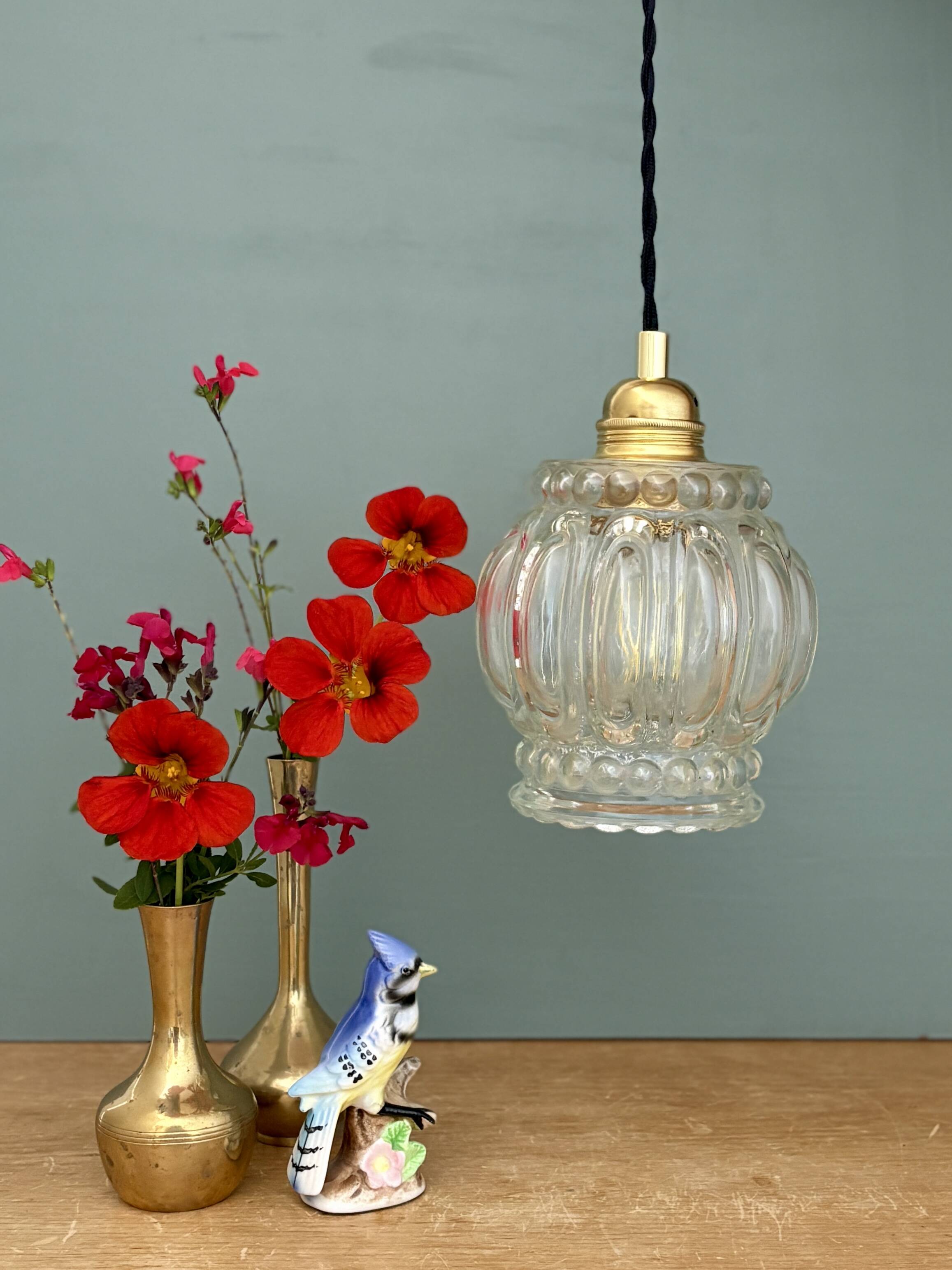 Suspension globe vintage en verre