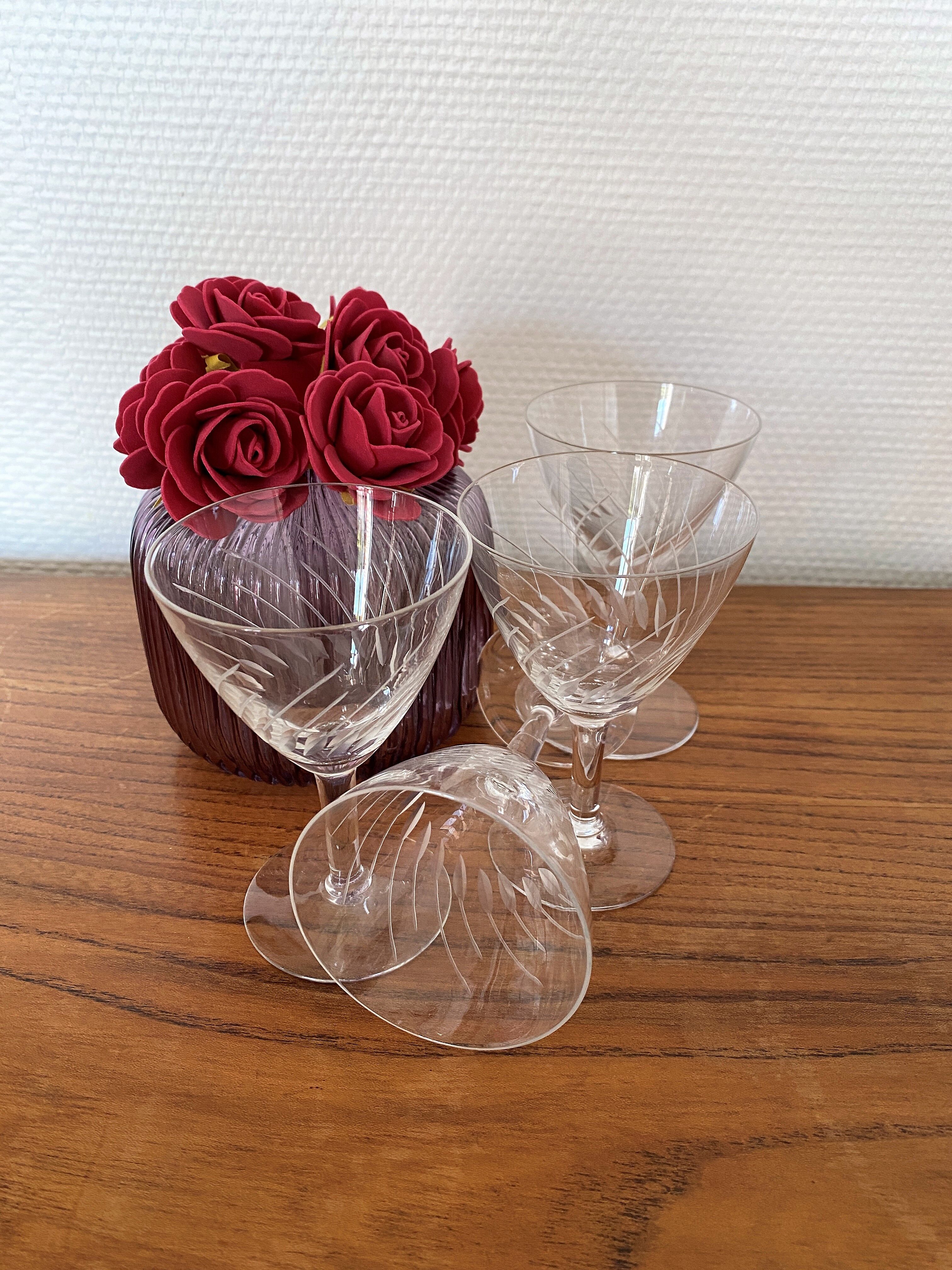 4 white wine glasses in engraved glass 6 cl