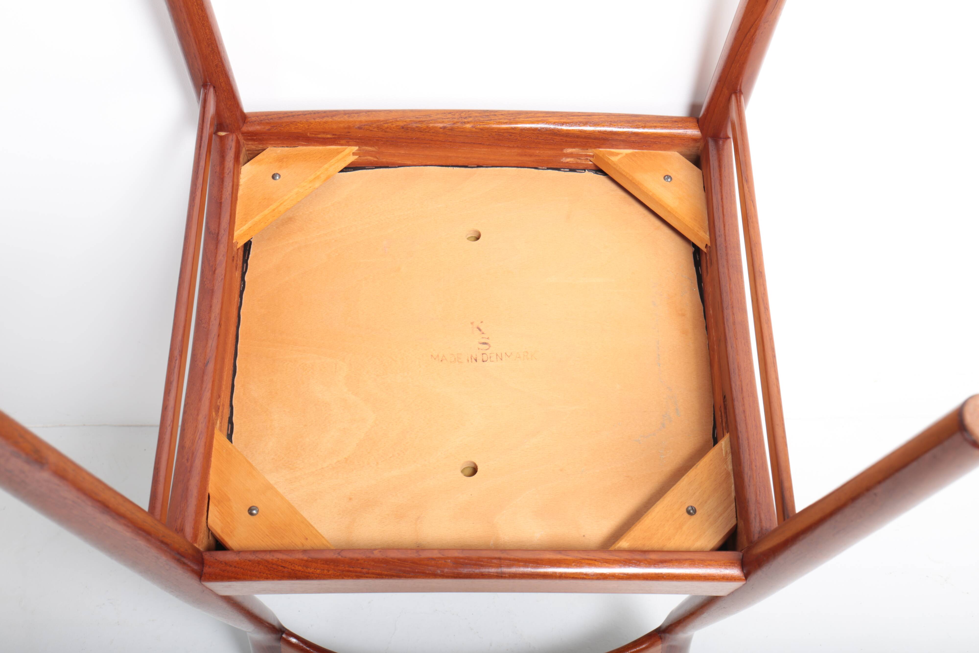 Set of 6 Model 26 chairs by Henning Kjaernulf - KS Korup Stolefabrik