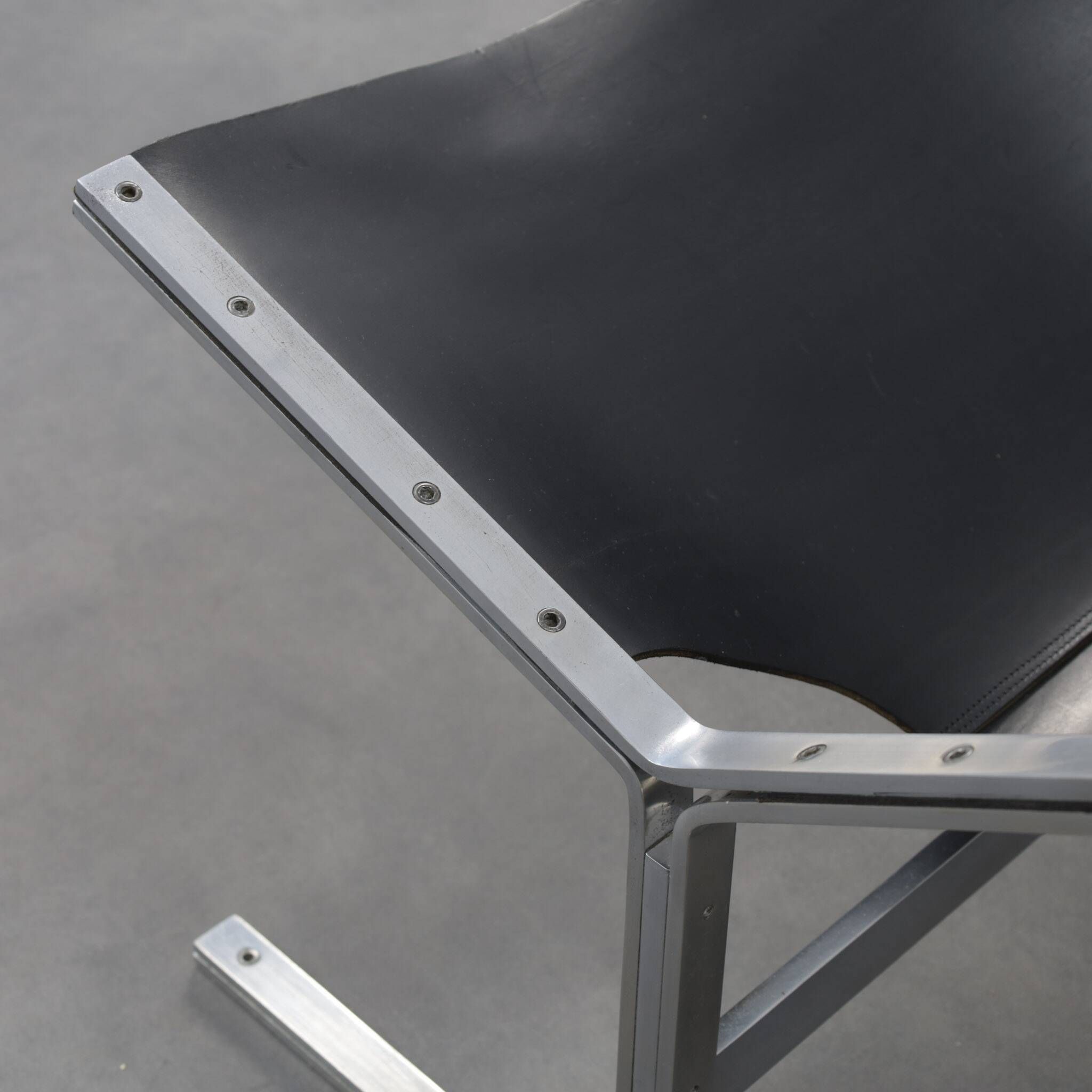 Extremely rare leather lounge chair by Pierre Thielen for Metz & Co., Netherlands, 1960s