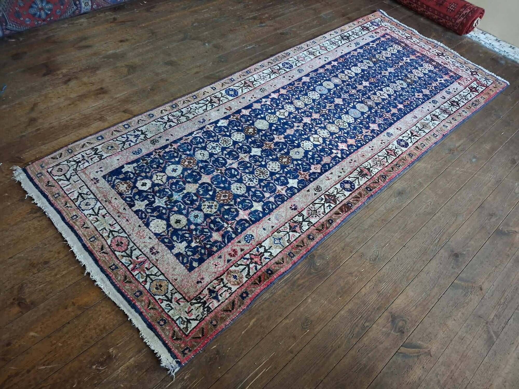 Handmade Persian Veramin hallway rug 264x106cm