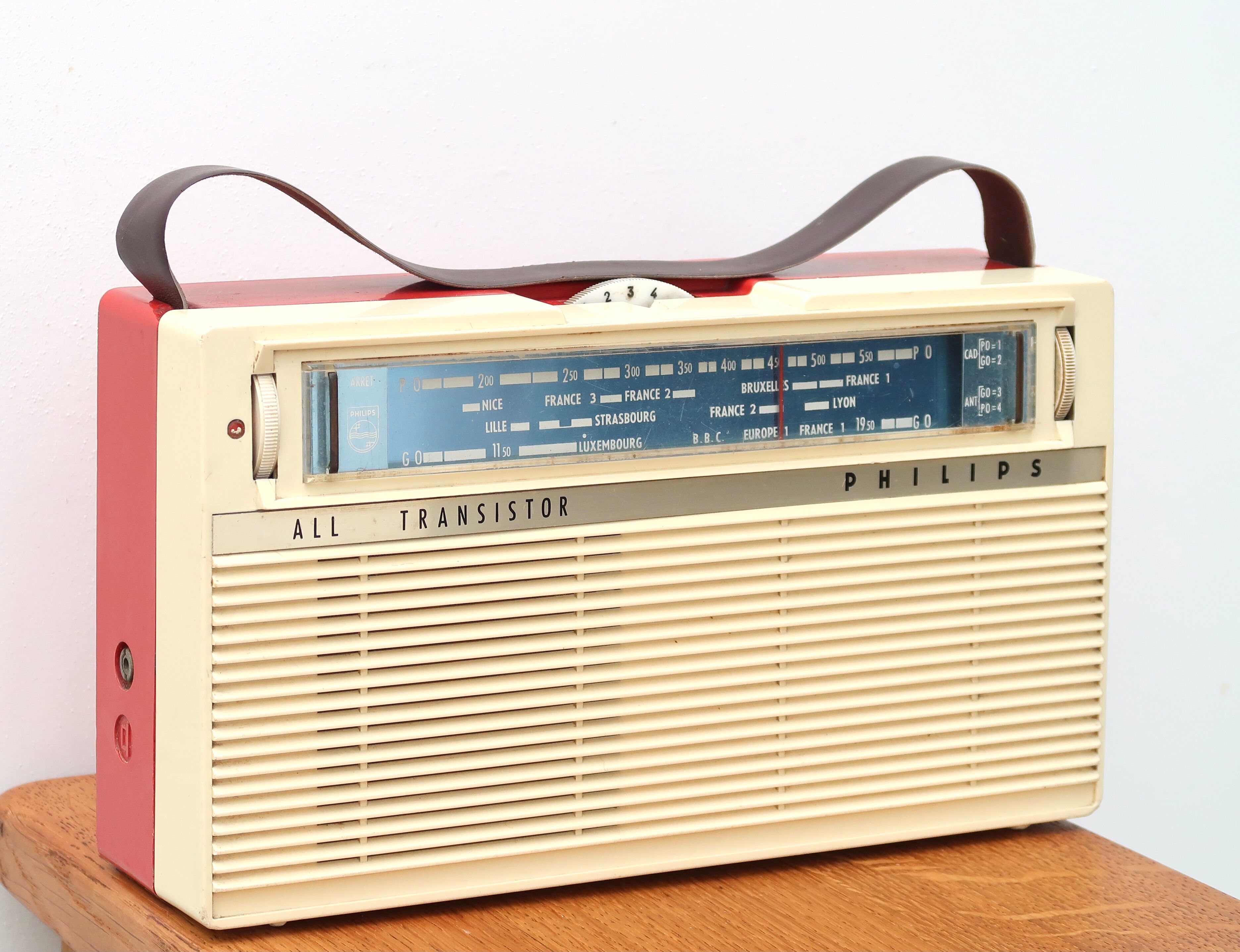 Poste radio All transistor par Philips années 70
