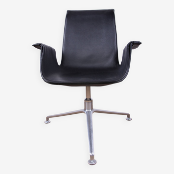 Danish armchair in Leather and Chrome Steel, model FK 6725 or "Tulip chair" by Preben Fabricius.