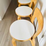 Table, 2 chairs and 1 stool Alvar Aalto