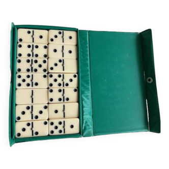 Domino box