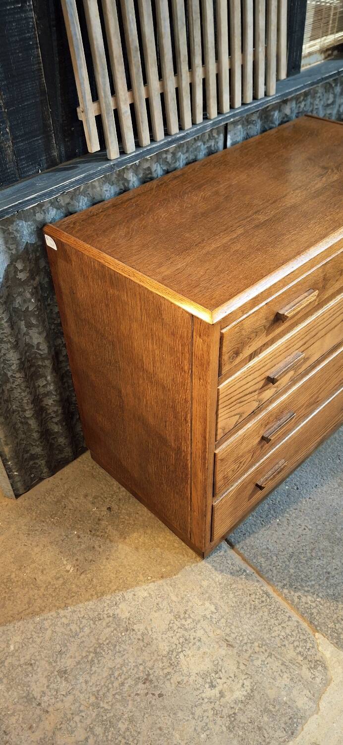 Vintage chest of drawers