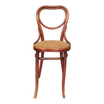 Old high chair heart Thonet no 28
