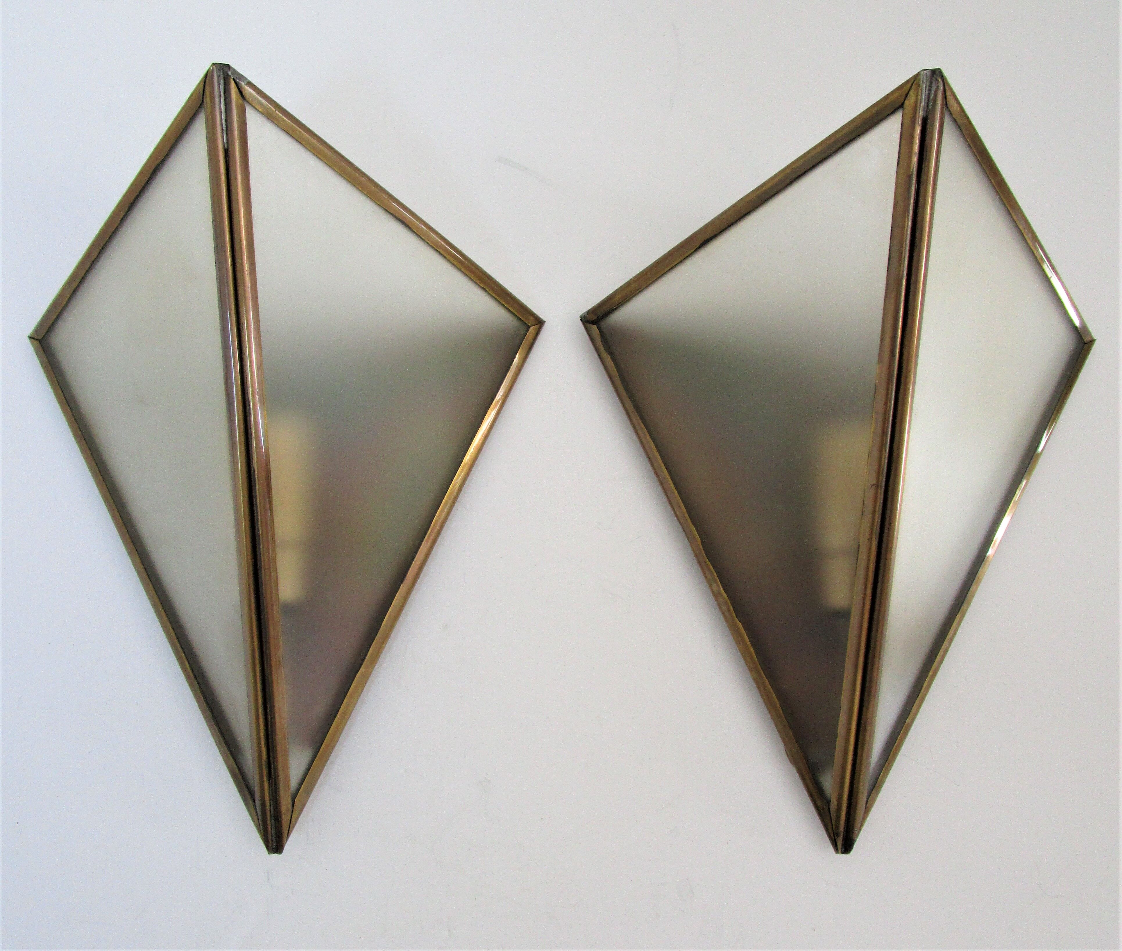 Paire d'appliques en laiton et verre design