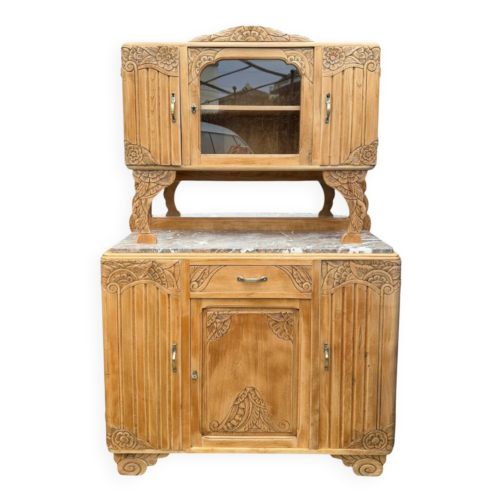 Art Deco Parisian buffet in solid raw oak from the 1930s.