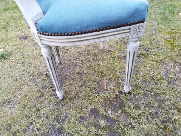 Chaise médaillon Louis XVI