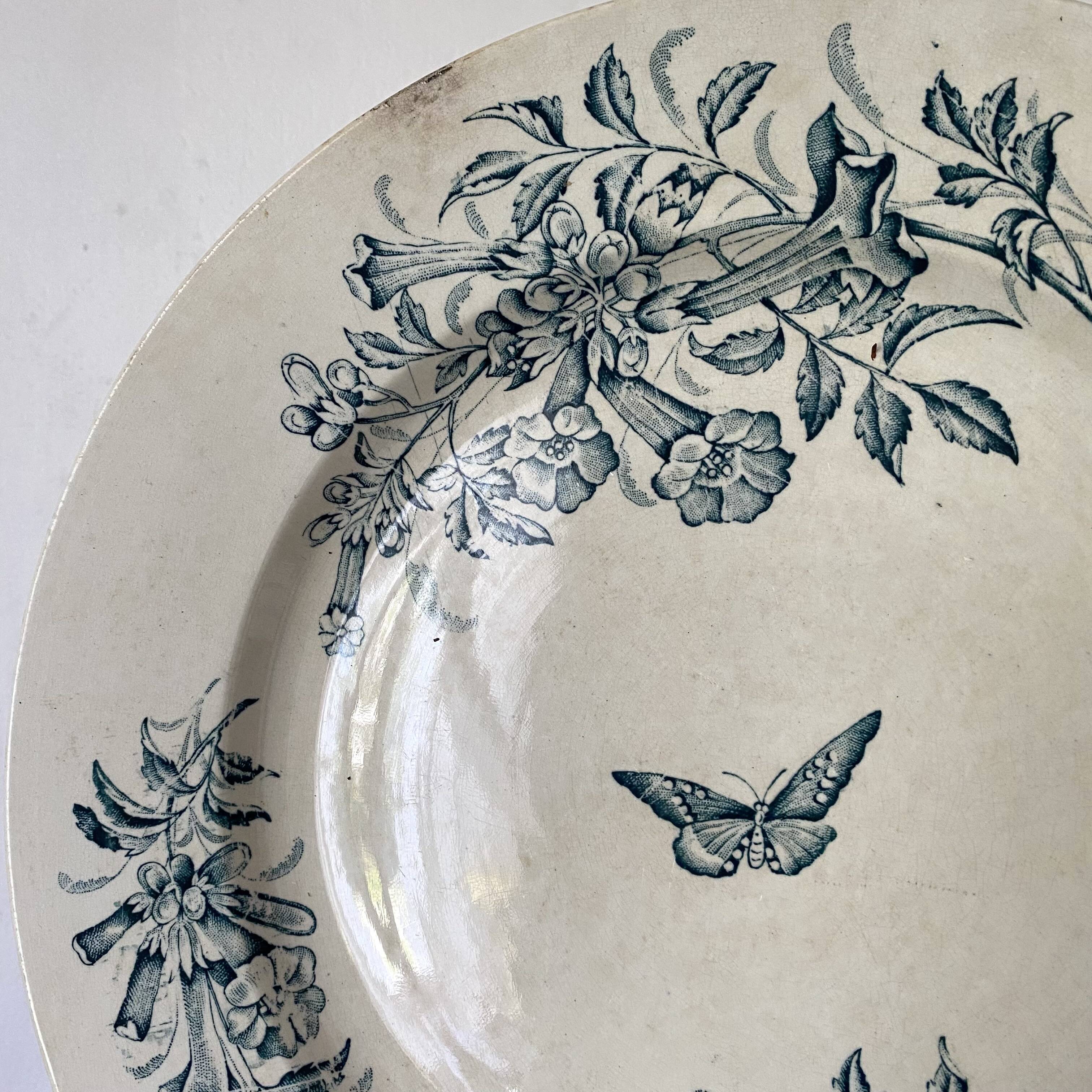Round ironstone dish Badonviller "Jasmin" butterfly