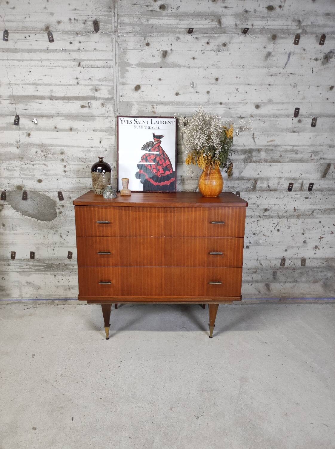 Vintage chest of drawers