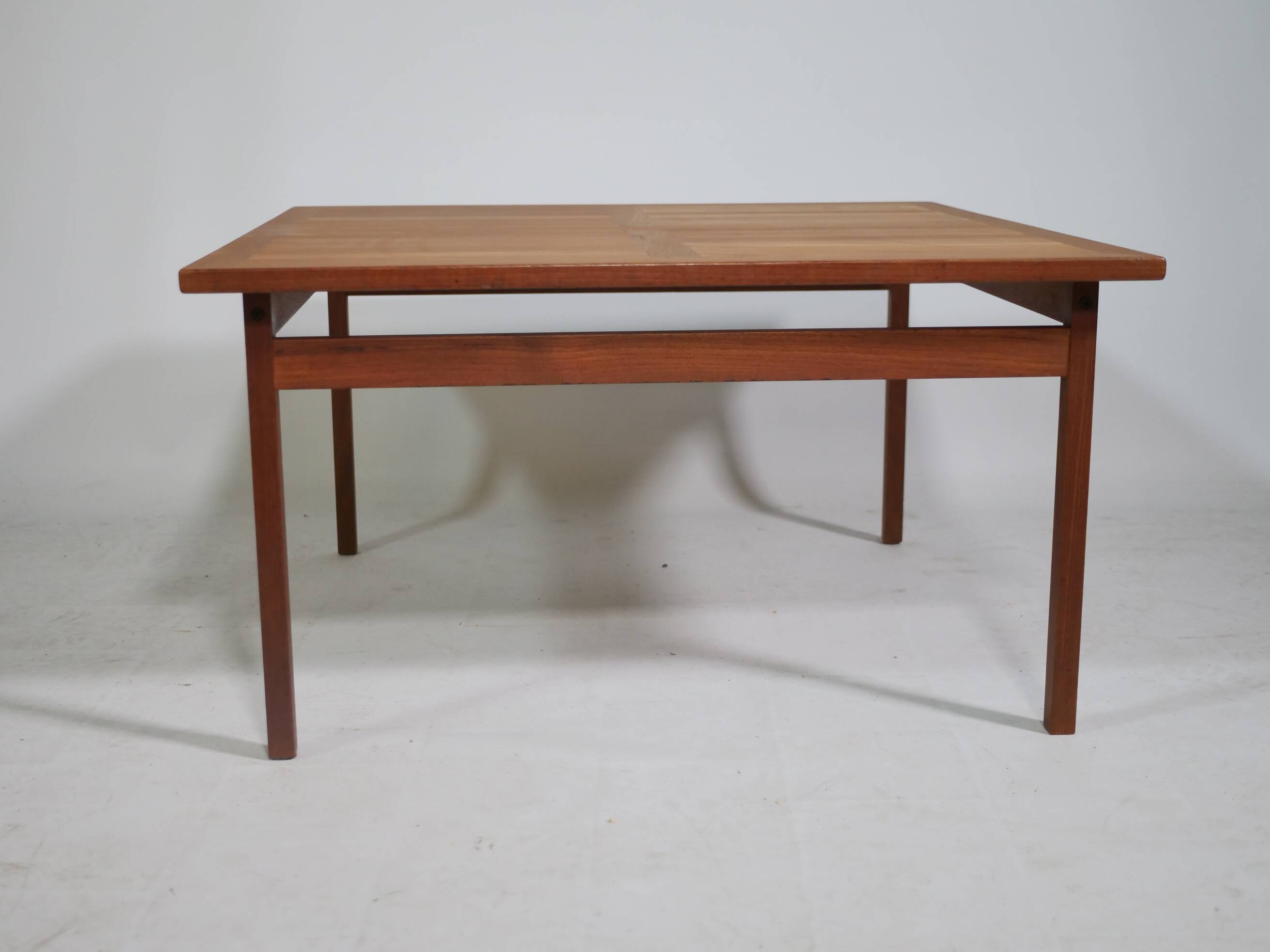 Teak table design side table Finn Juhl coffee table for France and Son