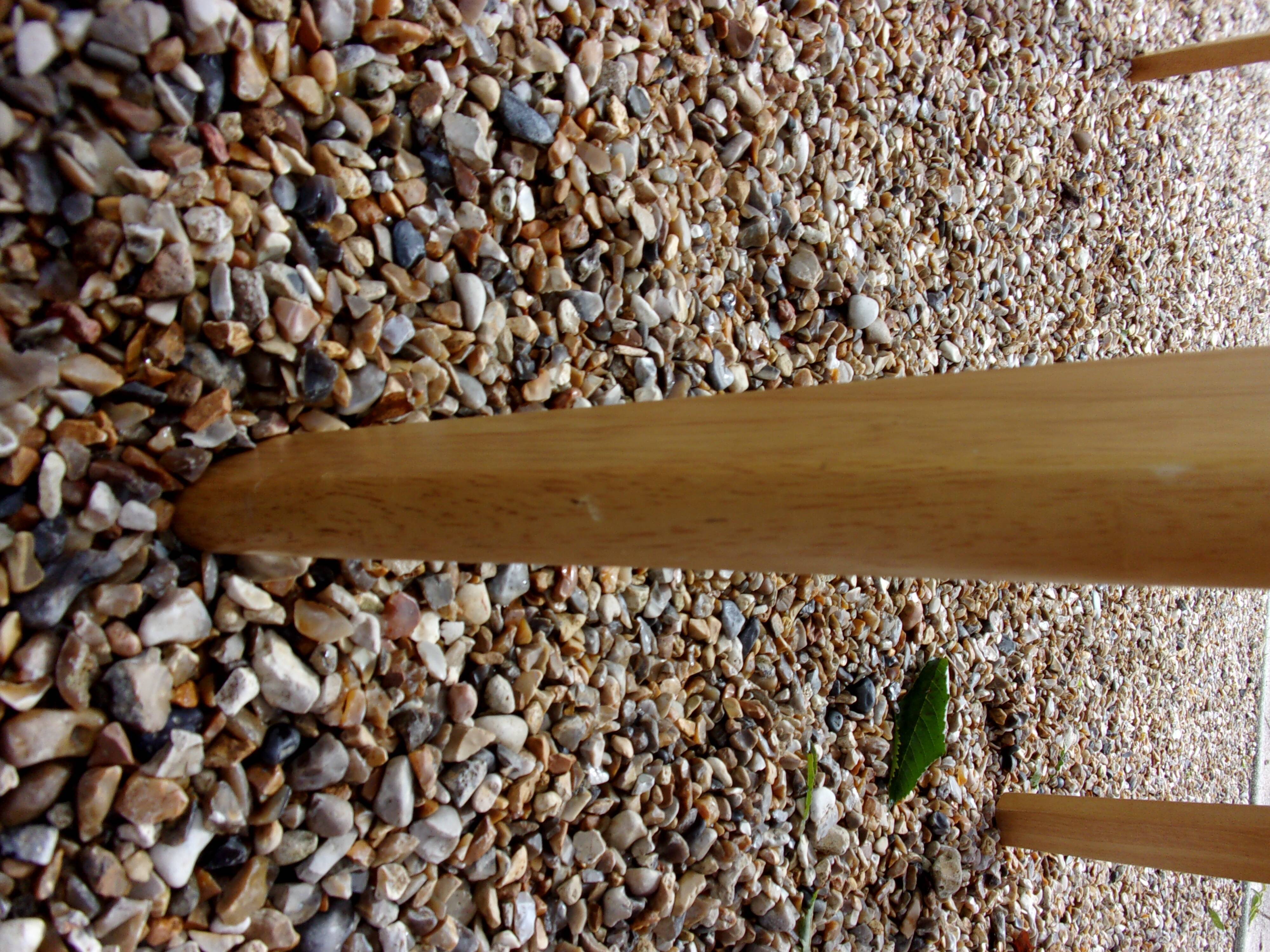 Extendable Scandinavian table