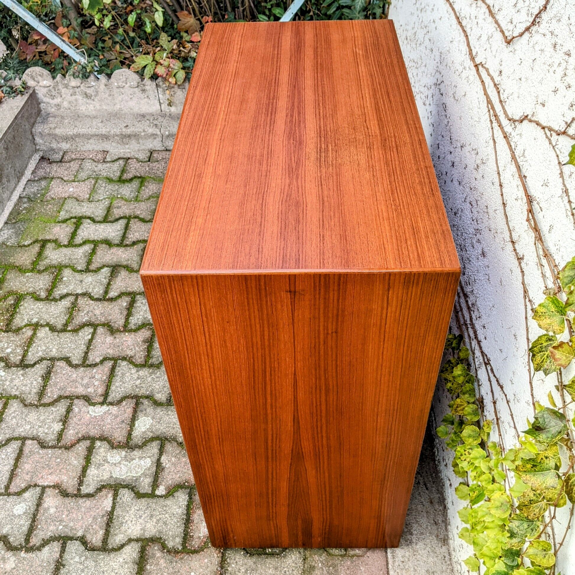 Danish teak chest of drawers by Dyrlund, 1960