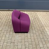 2x Artifort Groovy F598 by Pierre Paulin, Violet, original