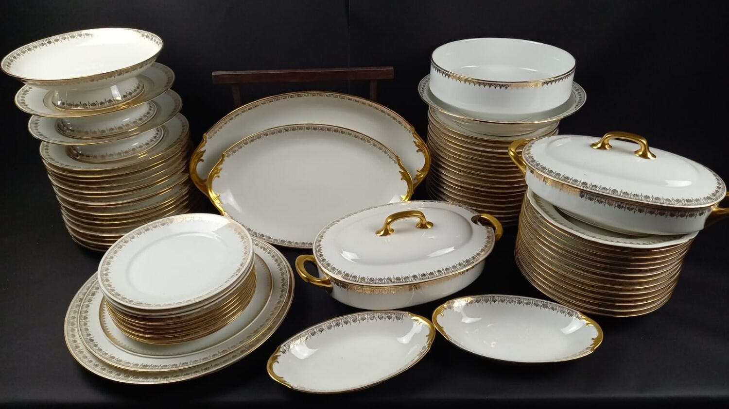 Service de table Limoges Betoule Et Compagnie