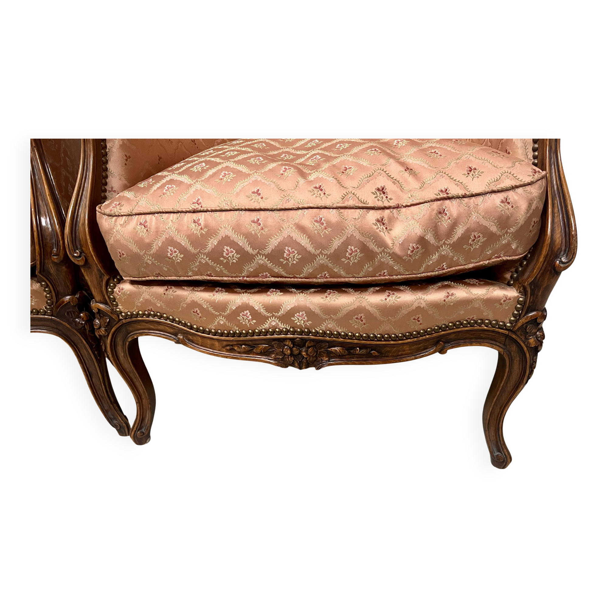 Paire de bergères de style Louis XV en bois narurel XX siècle