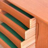 Buffet danois Mid-Century en teck par Axel Christensen Odder pour Odder Møb