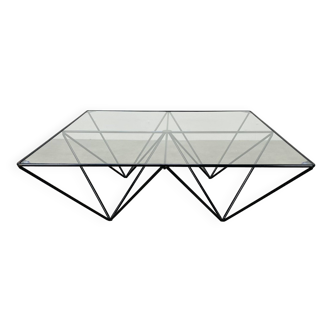 Table basse pyramidale fil d'acier et verre