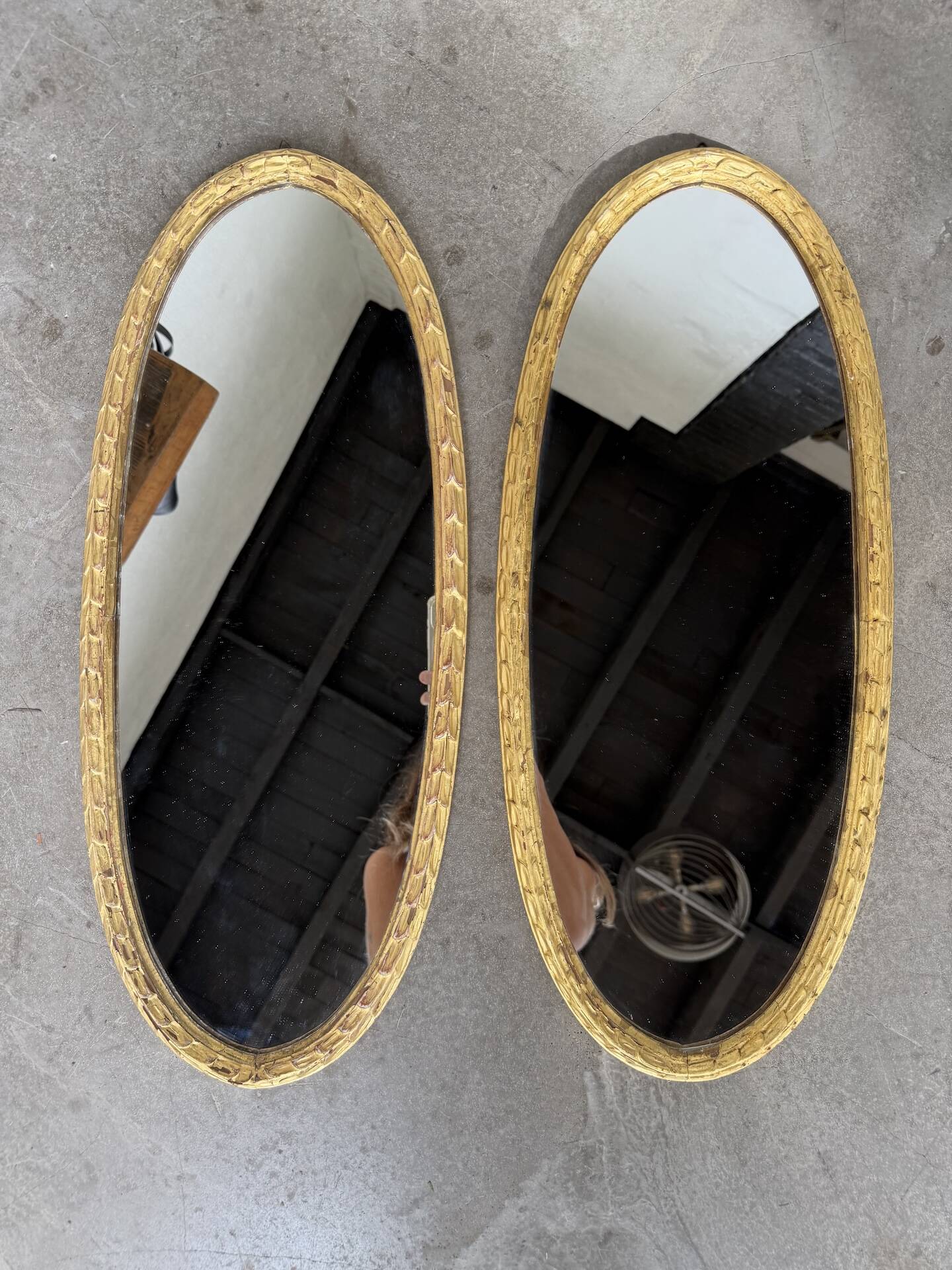 Pair of oval mirrors 1900 gilded stucco