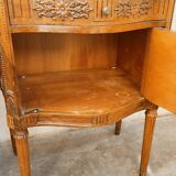 Paire de commodes arbalètes en noyer