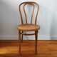 Chaise bistrot ancienne en bois blond courbé et cannage