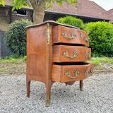 Commode Galbée En Marqueterie De Style Louis XV XIX Eme Siècle