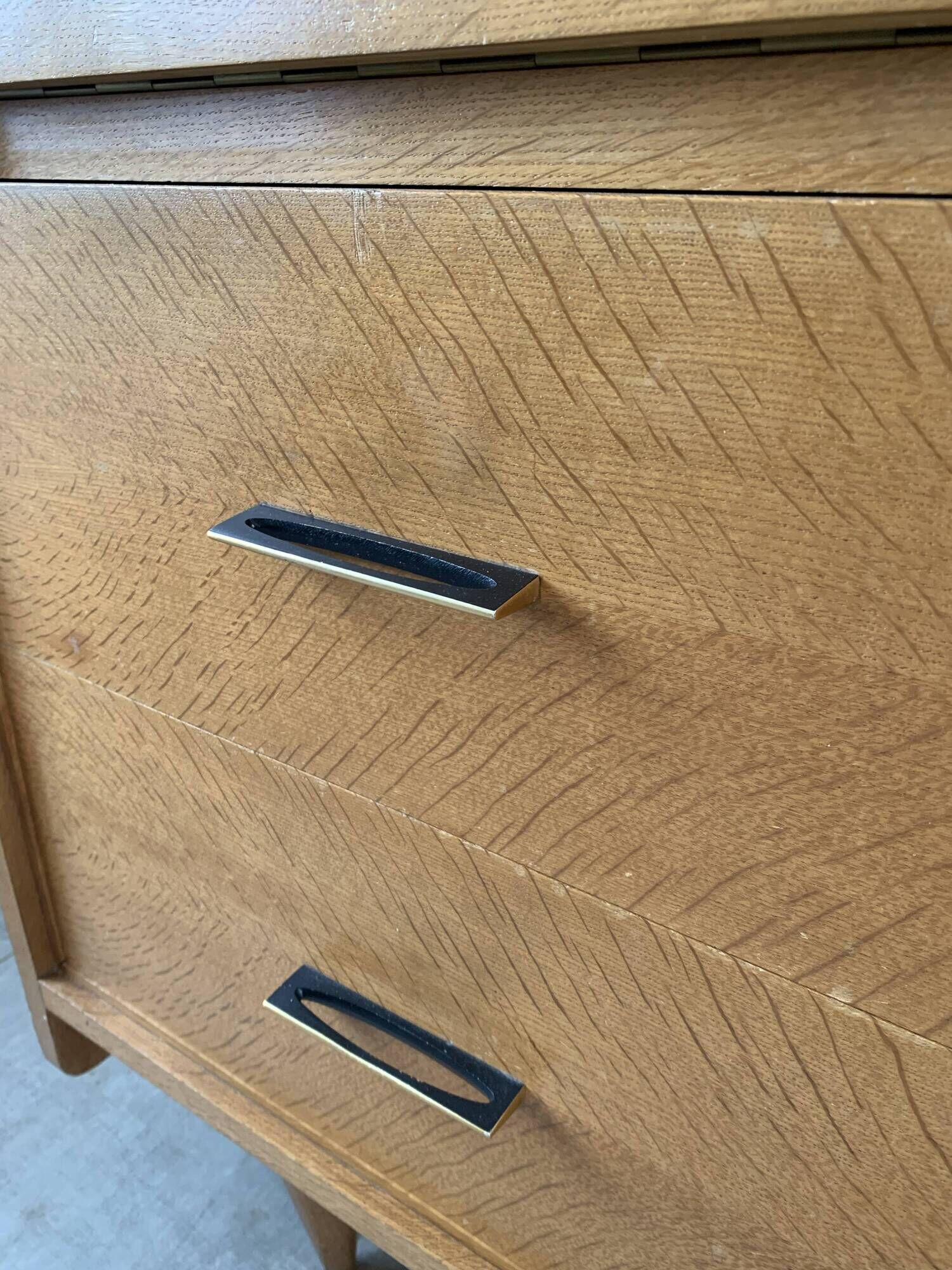 Large vintage 6-drawer chest of drawers from the 50s in oak.