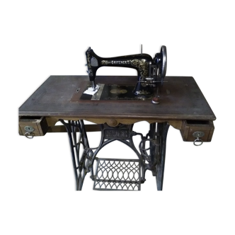 Old sewing machine