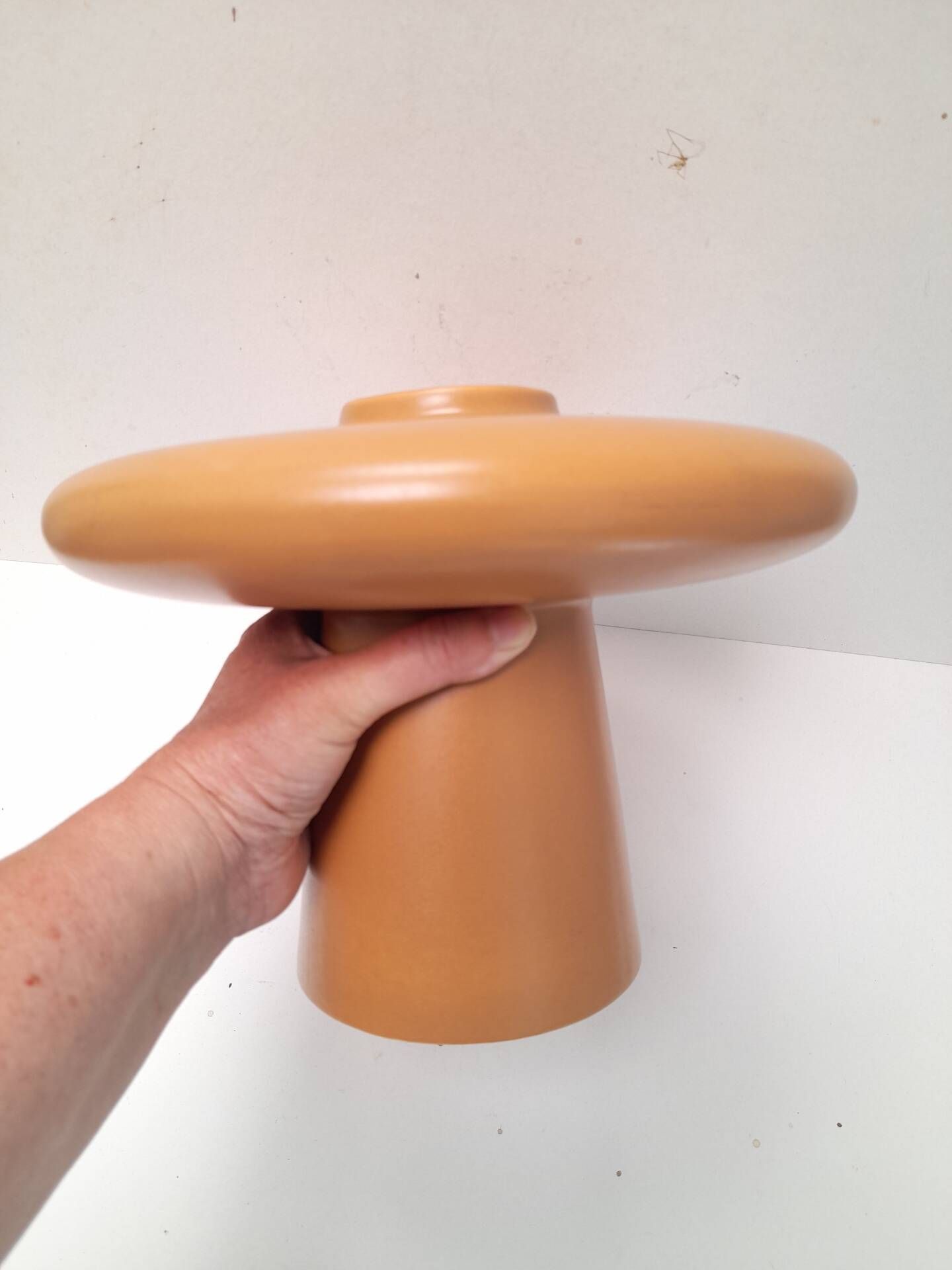 Large ceramic vase 80s UFO saucer