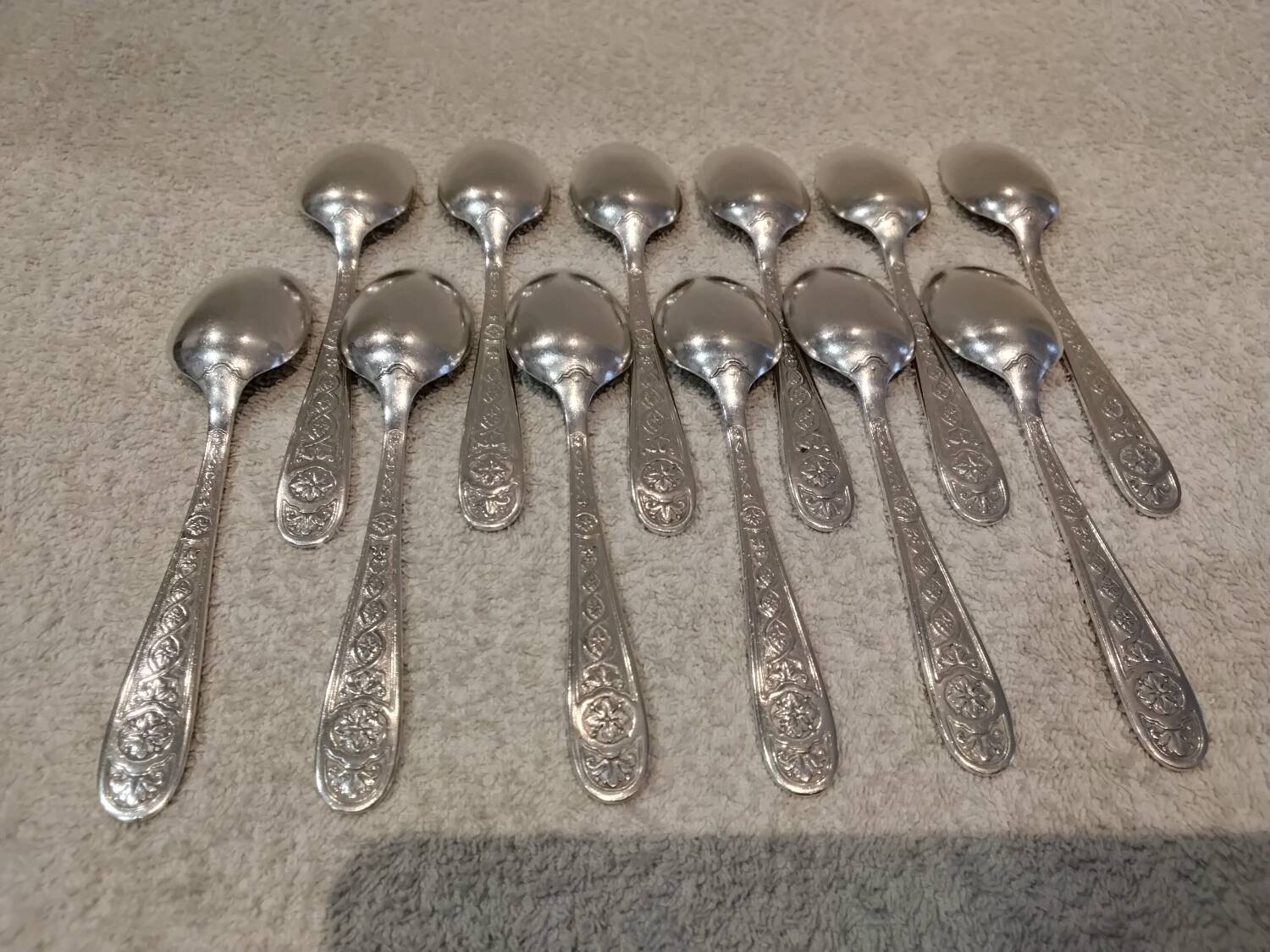 12 cuillères à café métal argenté orfèvre Christofle Villeroy