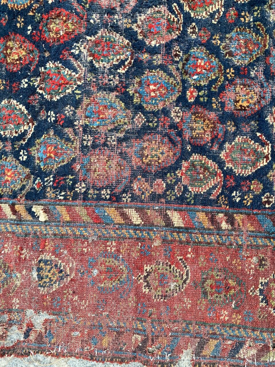 Pretty old Persian carpet of ghashghai handmade 177x328 cm