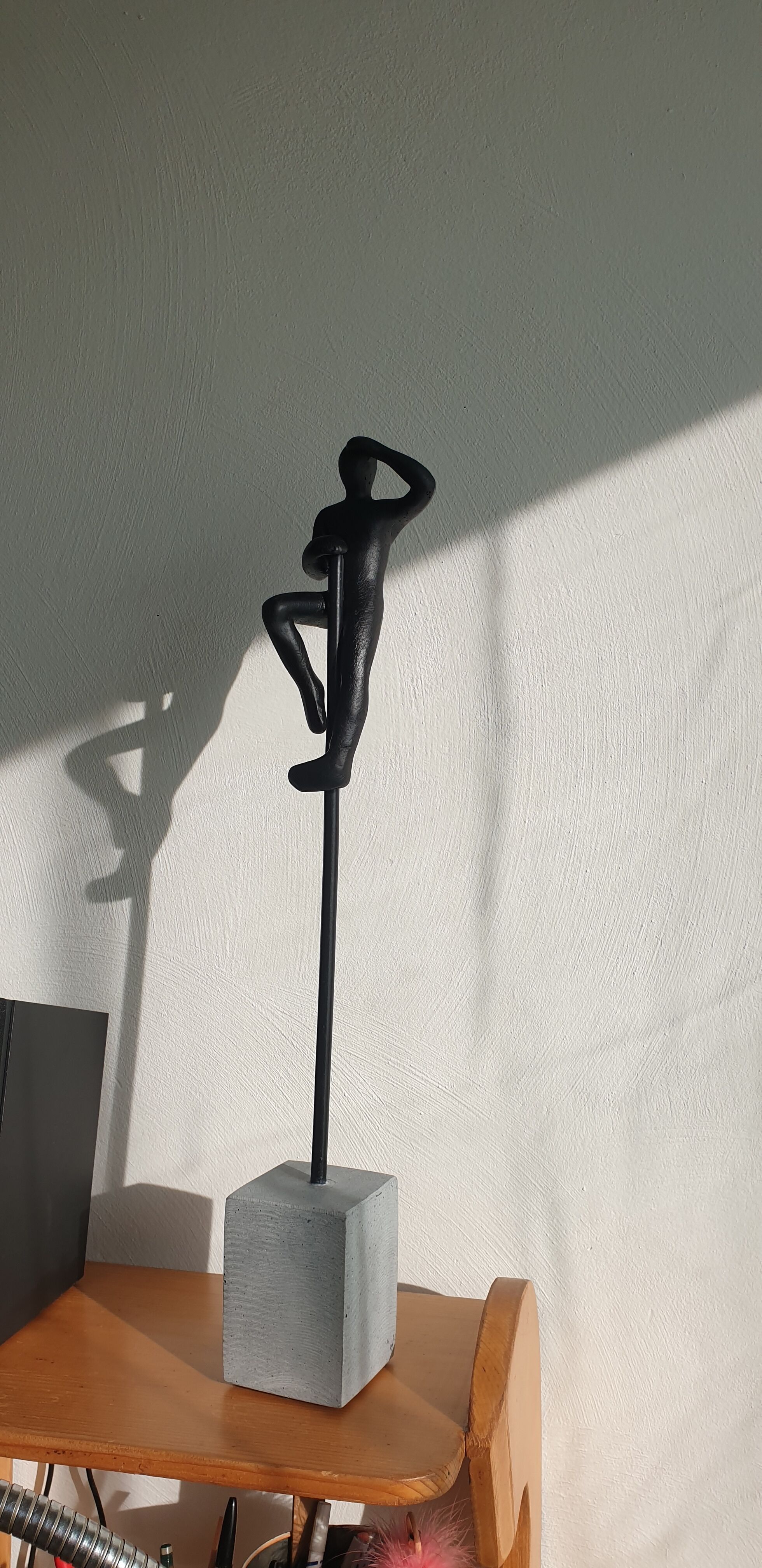 Sculpture "the lookout"