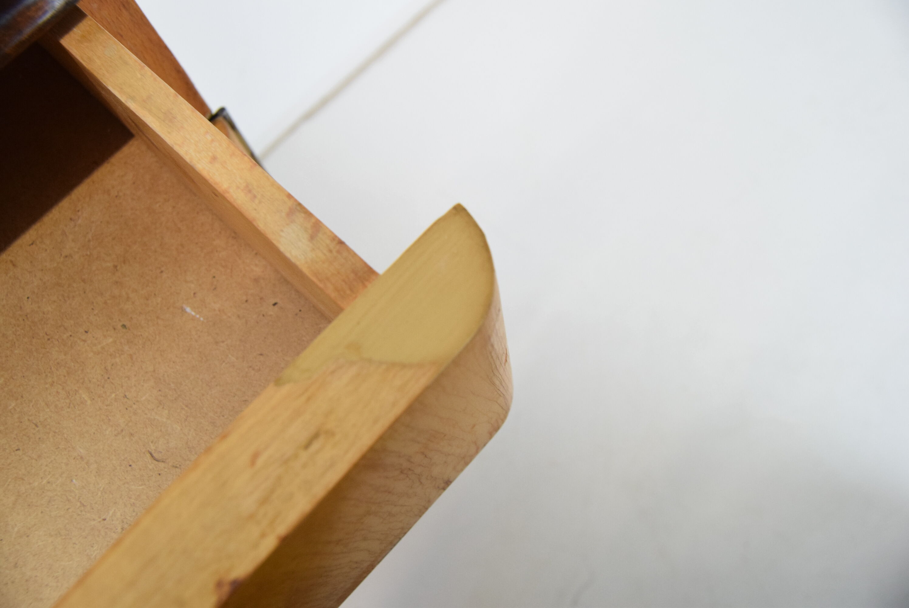 Paire de tables de chevet du milieu du siècle, années 1960