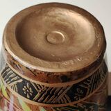 Stylish Chinese/Asian vase. Decor Polychrome floral motifs on a golden background. High 35 cm