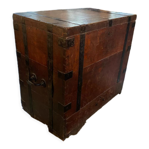 coffre bois ancien