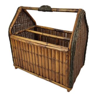 Basket magazine holder in rattan bamboo