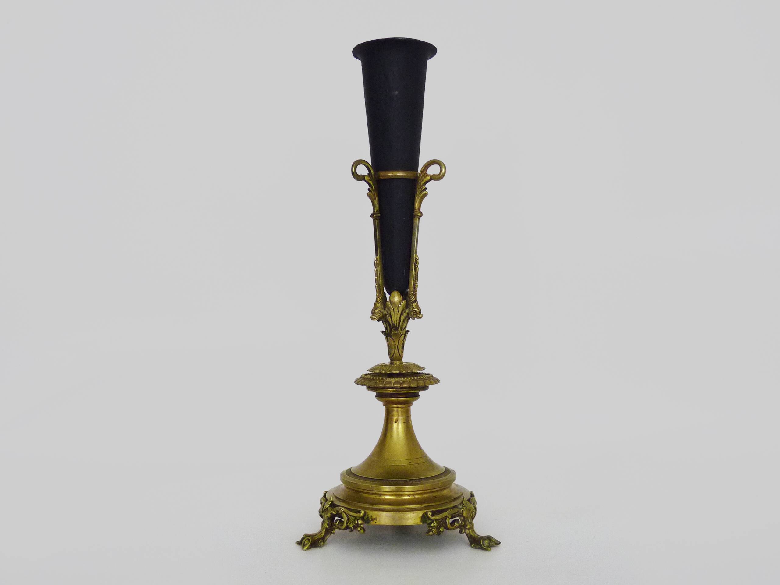 Cornet vase bronze and metal. Napoleon III 19th century.