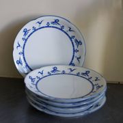 5 assiettes en porcelaine asiatique