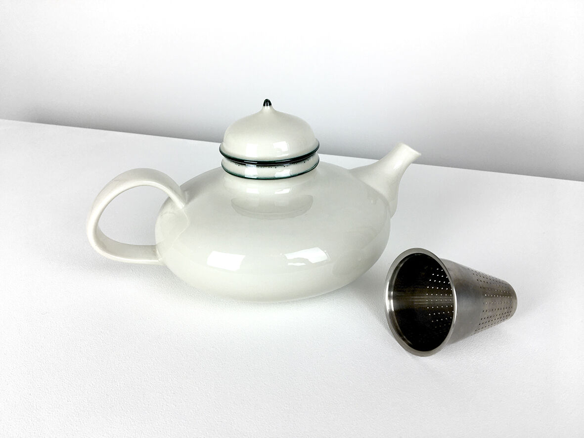 Aladdin Pop porcelain teapot by Inger Persson for Rörstrand 1968