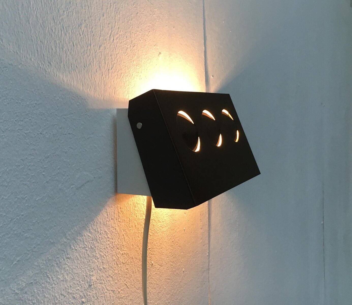 Lampe murale danoise vintage de l'ère spatiale de Hamalux